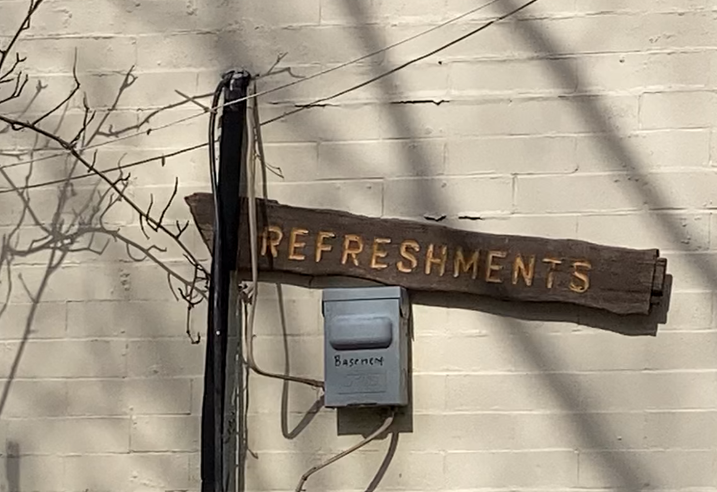 Refreshments sign