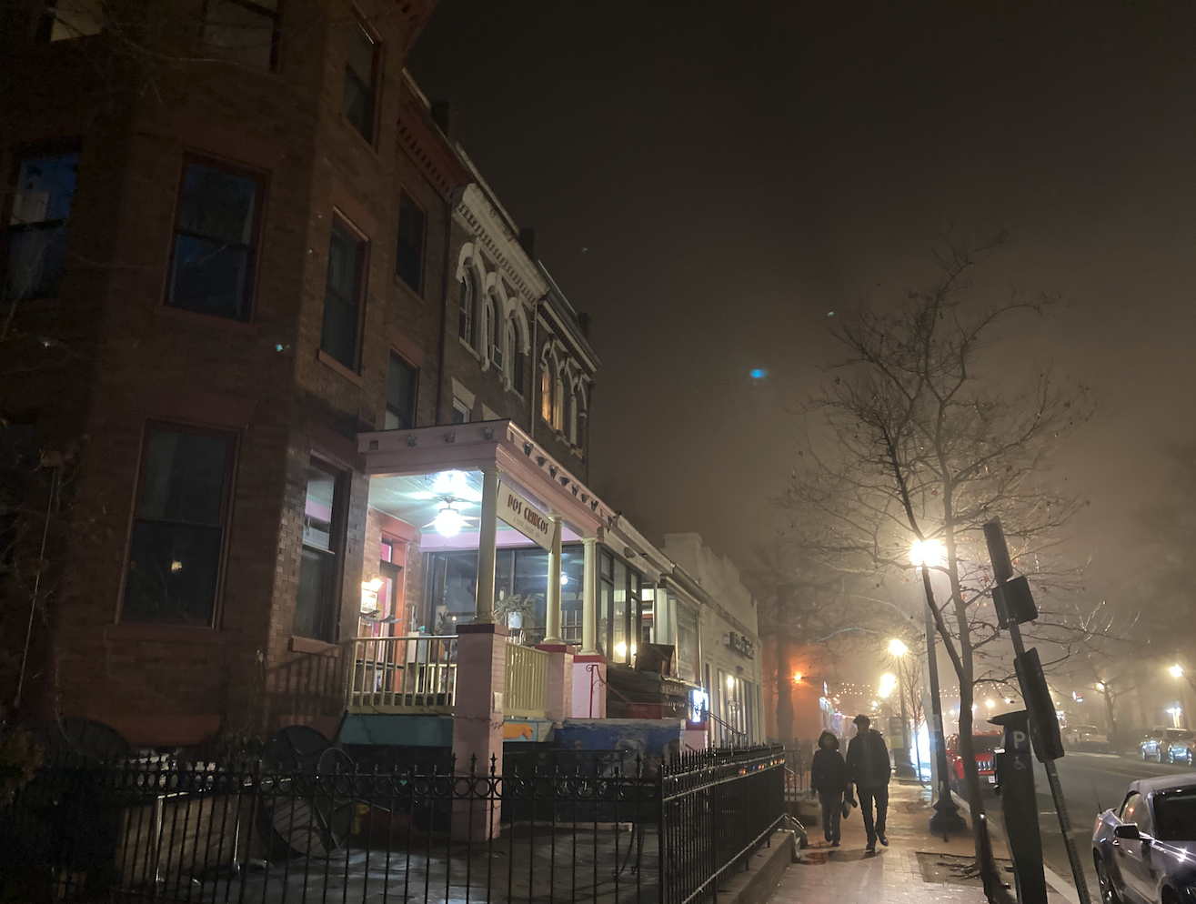 Young love on a foggy night on Mount Pleasant Street